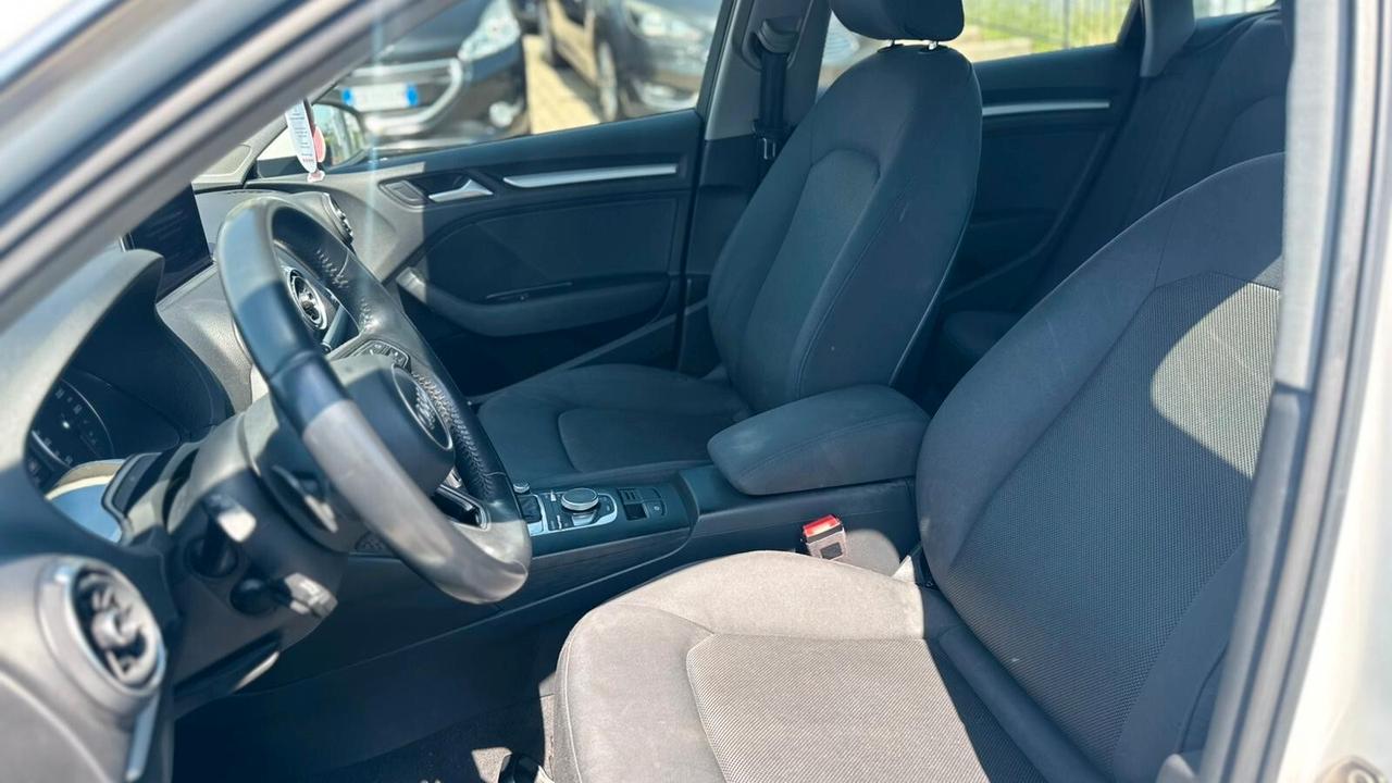 Audi A3 Sedan 1.6 D 30 TDI S tronic Admired 2019 NEOP