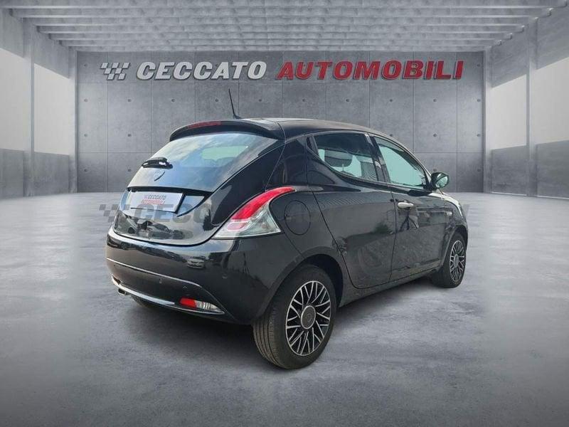 Lancia Ypsilon Ypsilon 1.0 firefly hybrid Platino s&s 70cv
