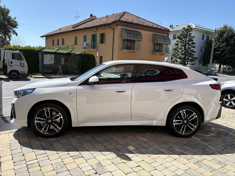BMW X2 sdrive 18d MSport auto FULL LED-NAVI-CAM