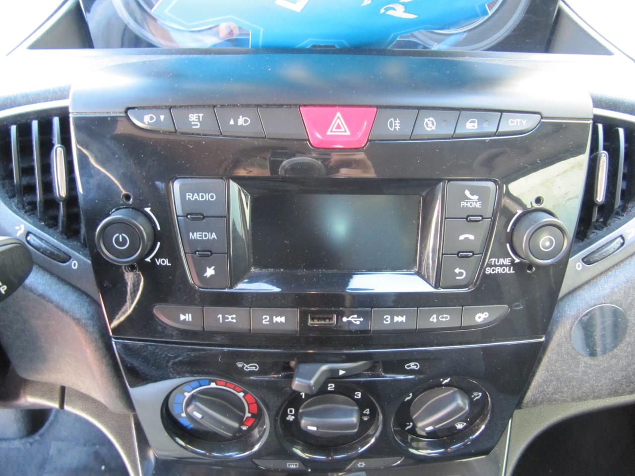 Lancia Ypsilon 1.0 FireFly 5 porte S&S Hybrid Maryne