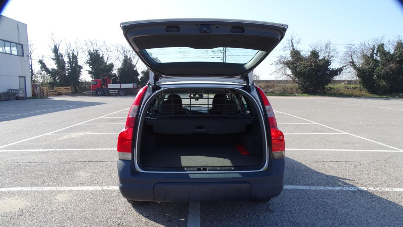 VOLVO XC70 2.4i turbo 20V cat AWD T XC