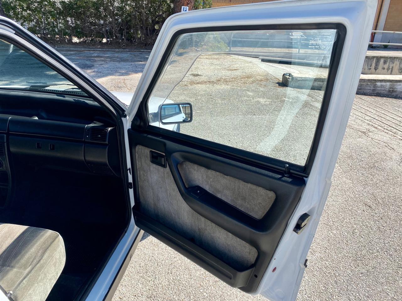 Fiat Uno 60 5 porte SX. SCIONERI
