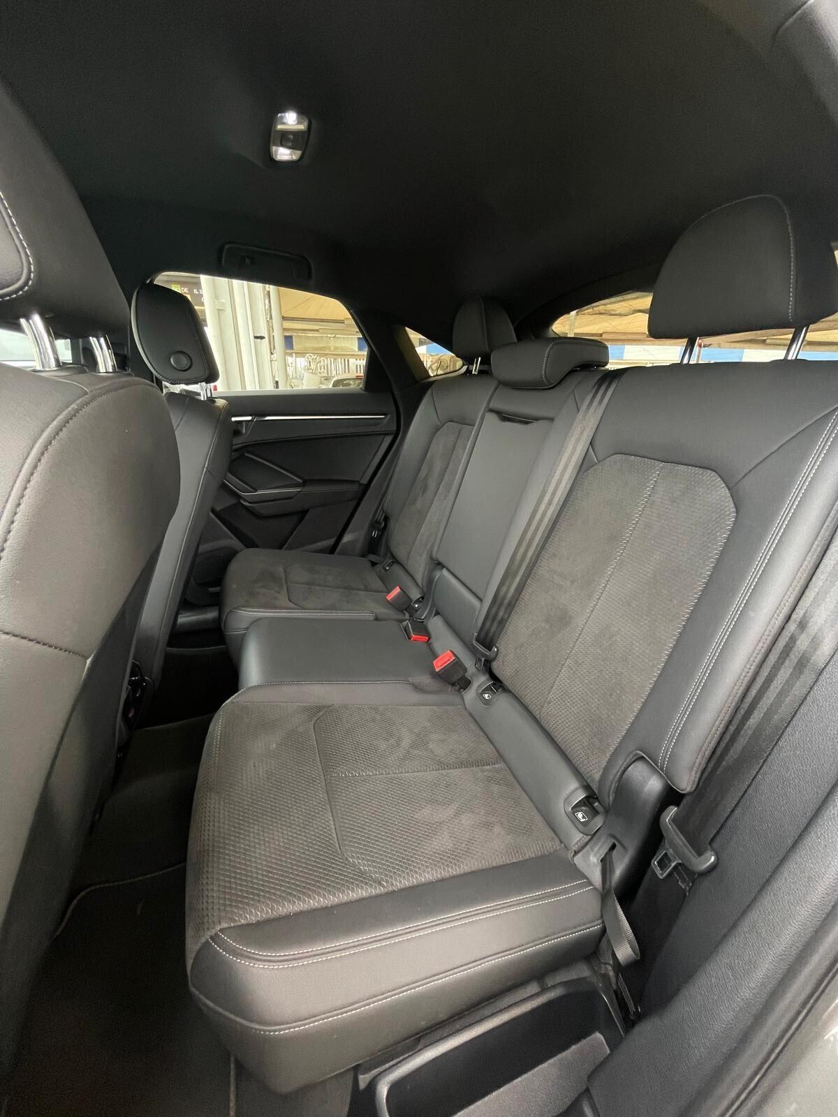 AUDI Q3 SPORTBACK S-LINE 2,0 DIESEL CAMBIO AUTOMATICO