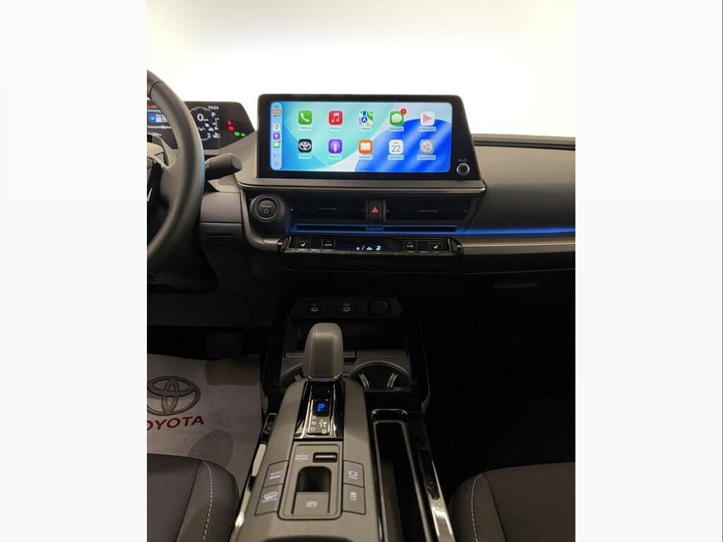 Toyota Prius 2.0 Plug-in Hybrid Lounge E-CVT