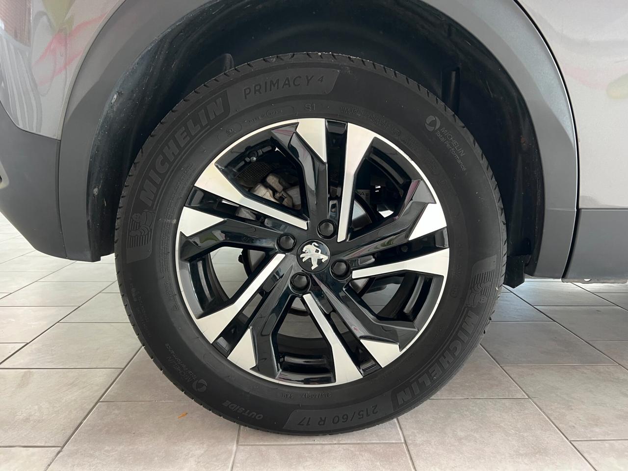 Peugeot 2008 PureTech 100 S&S Allure