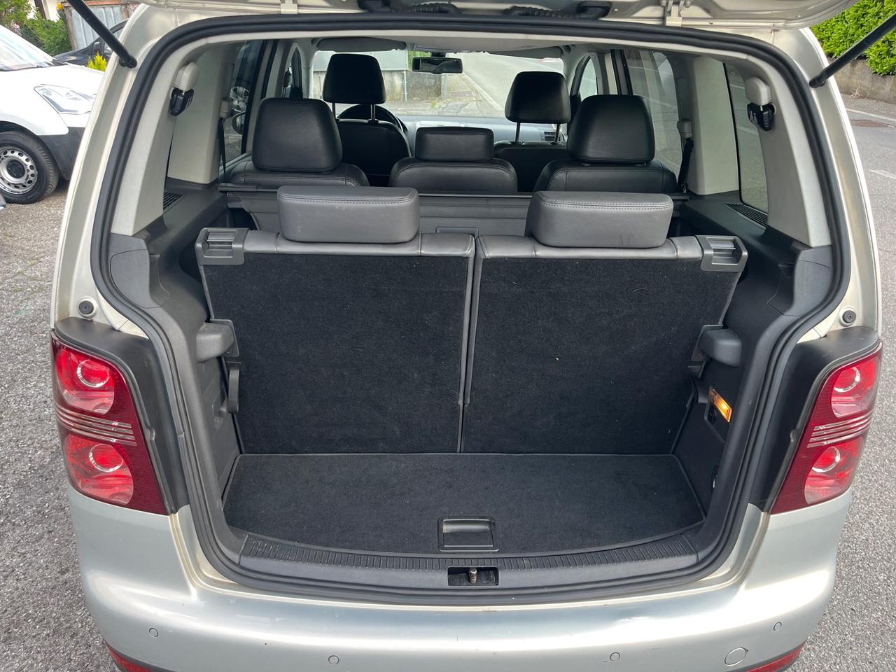 Volkswagen Touran 2.0 TDI DPF Trendline