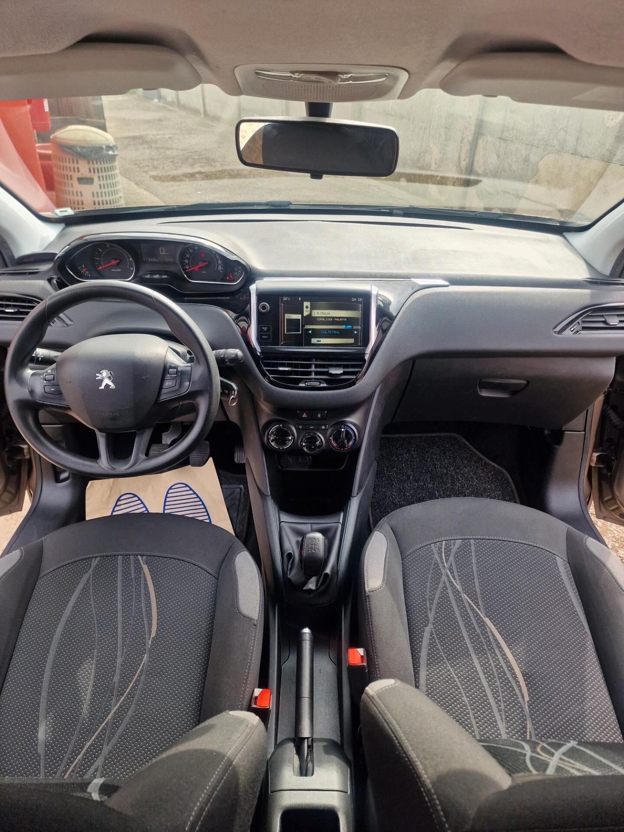 Peugeot 208 1.2 distr nuova/ perneopatentati