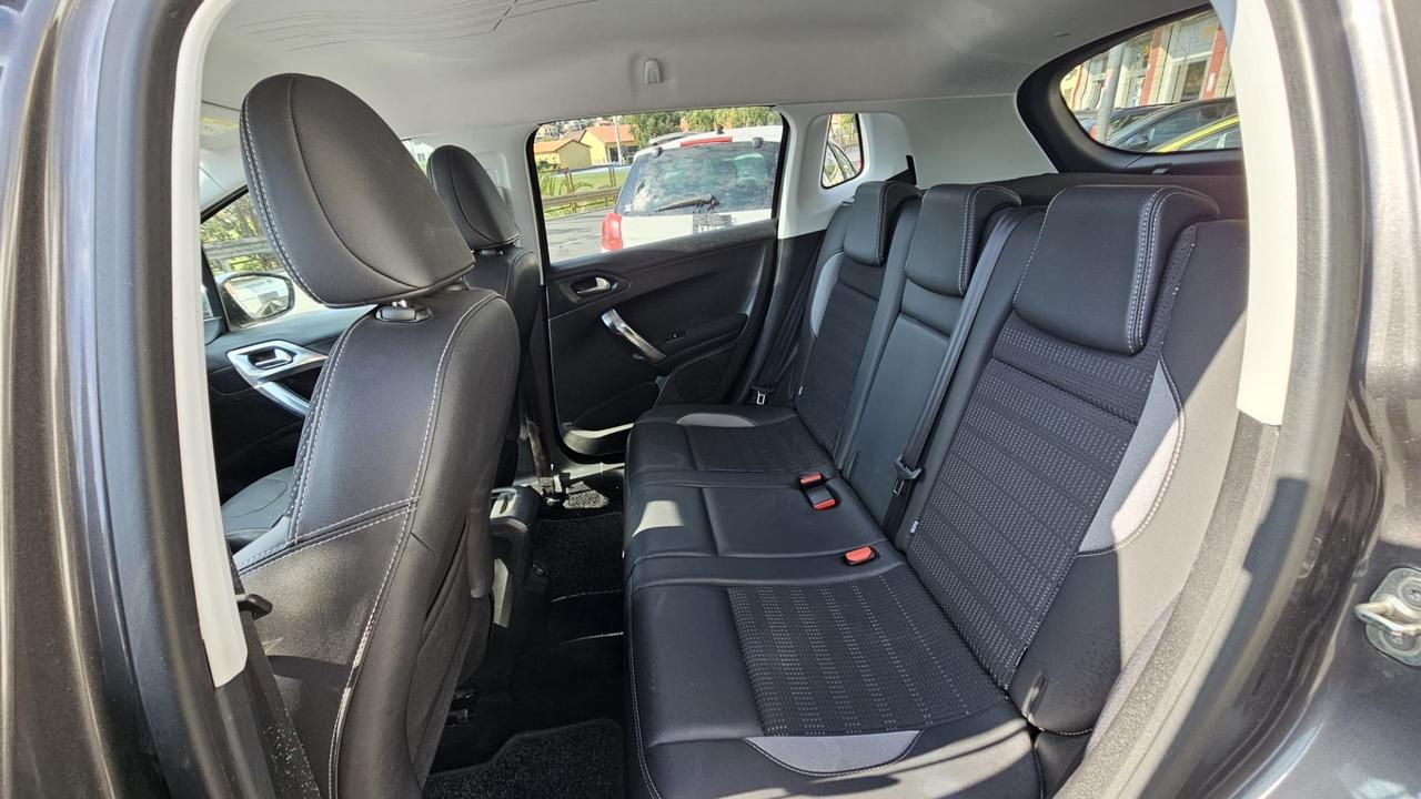 Peugeot 2008 BlueHDi 100 Allure