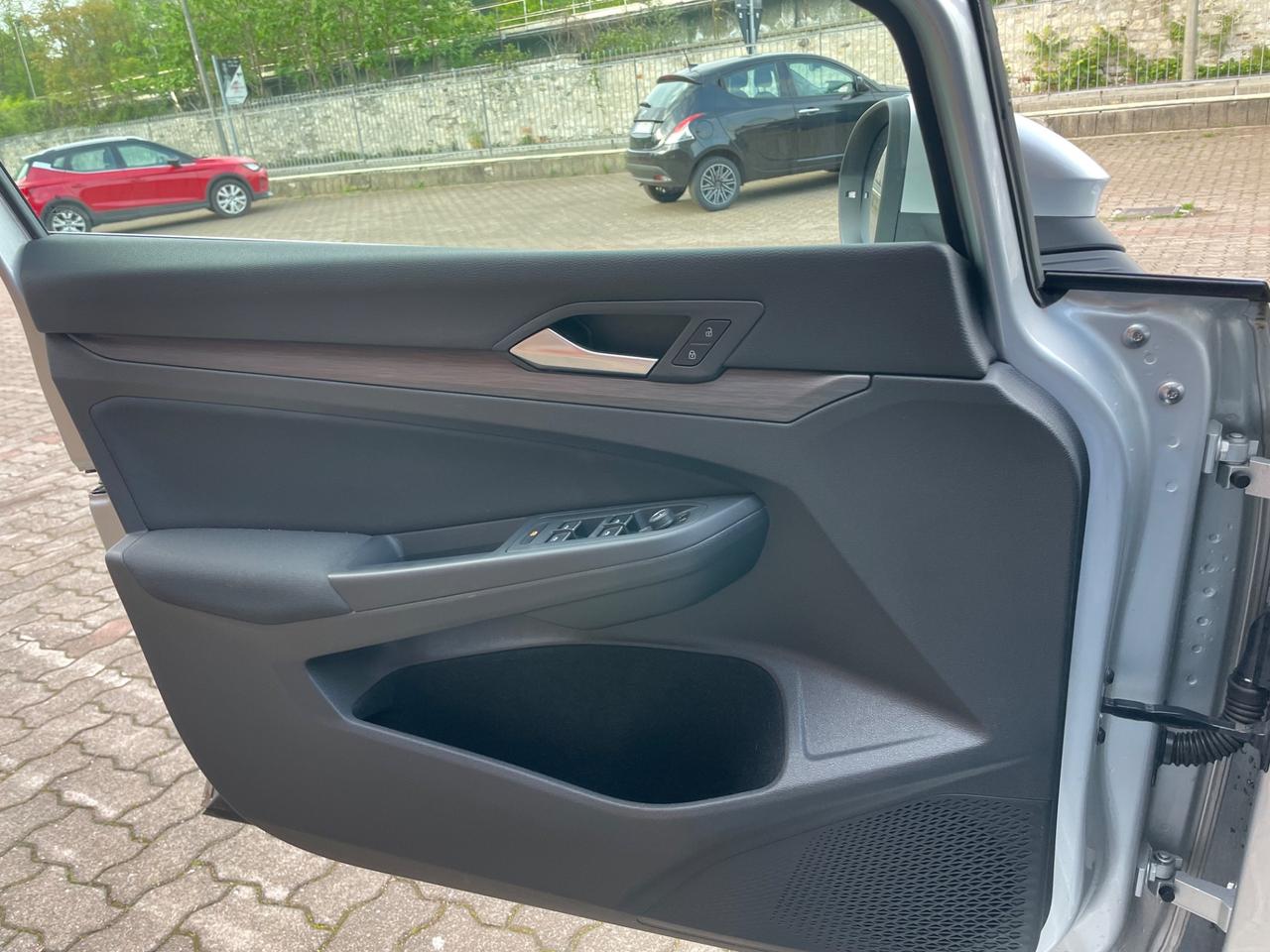 Volkswagen Golf 1.5 eTSI 150 CV DSG Style Tetto Led Post.