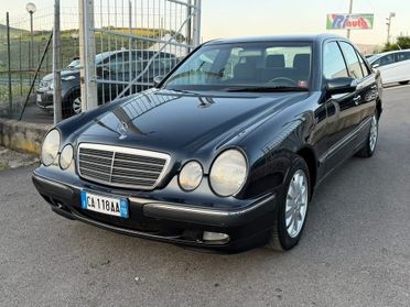 Mercedes-benz E 220 CDI cat Elegance