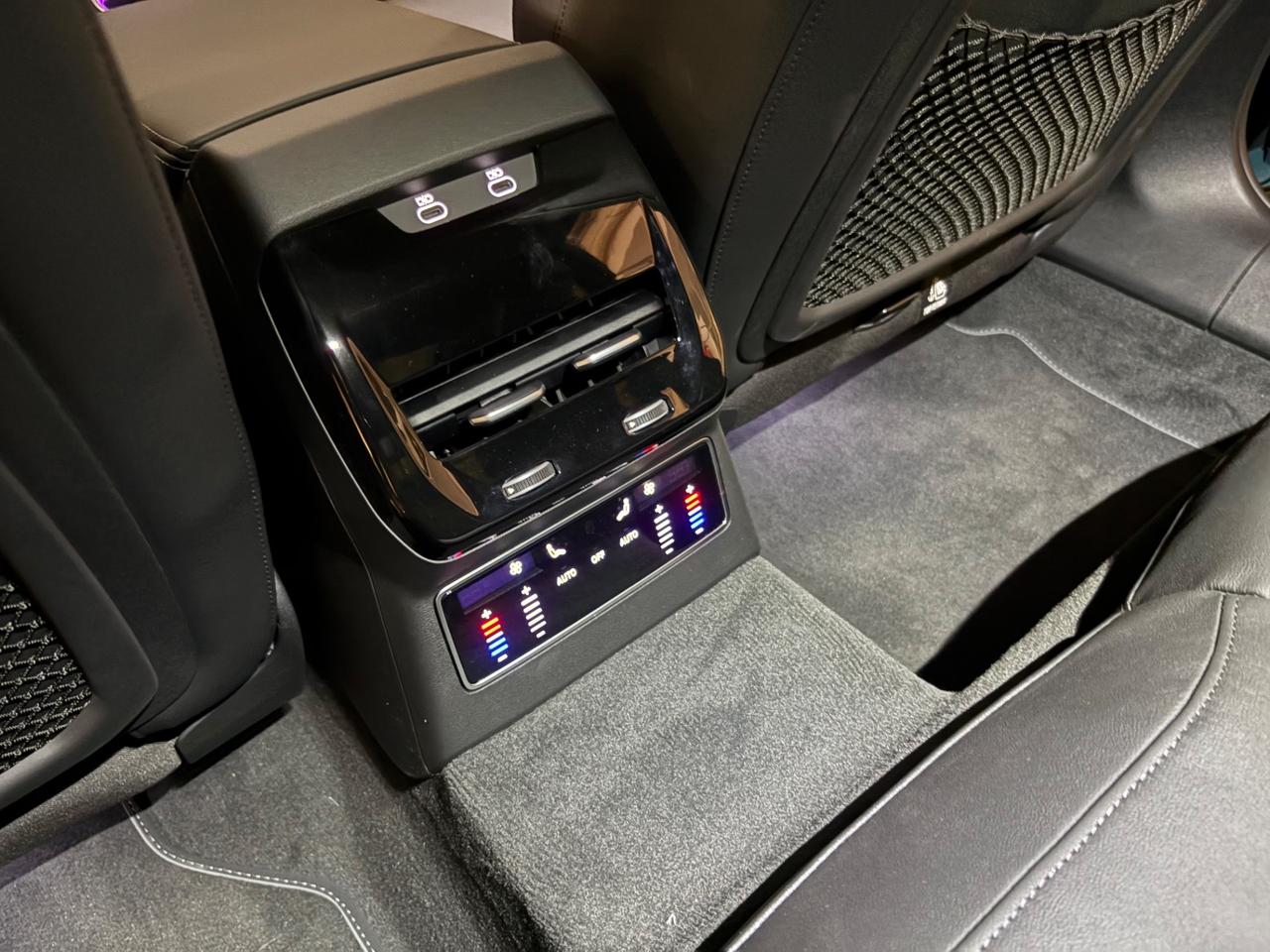 Audi A6 e-hybrid 270 kW S tronic quattro line edition