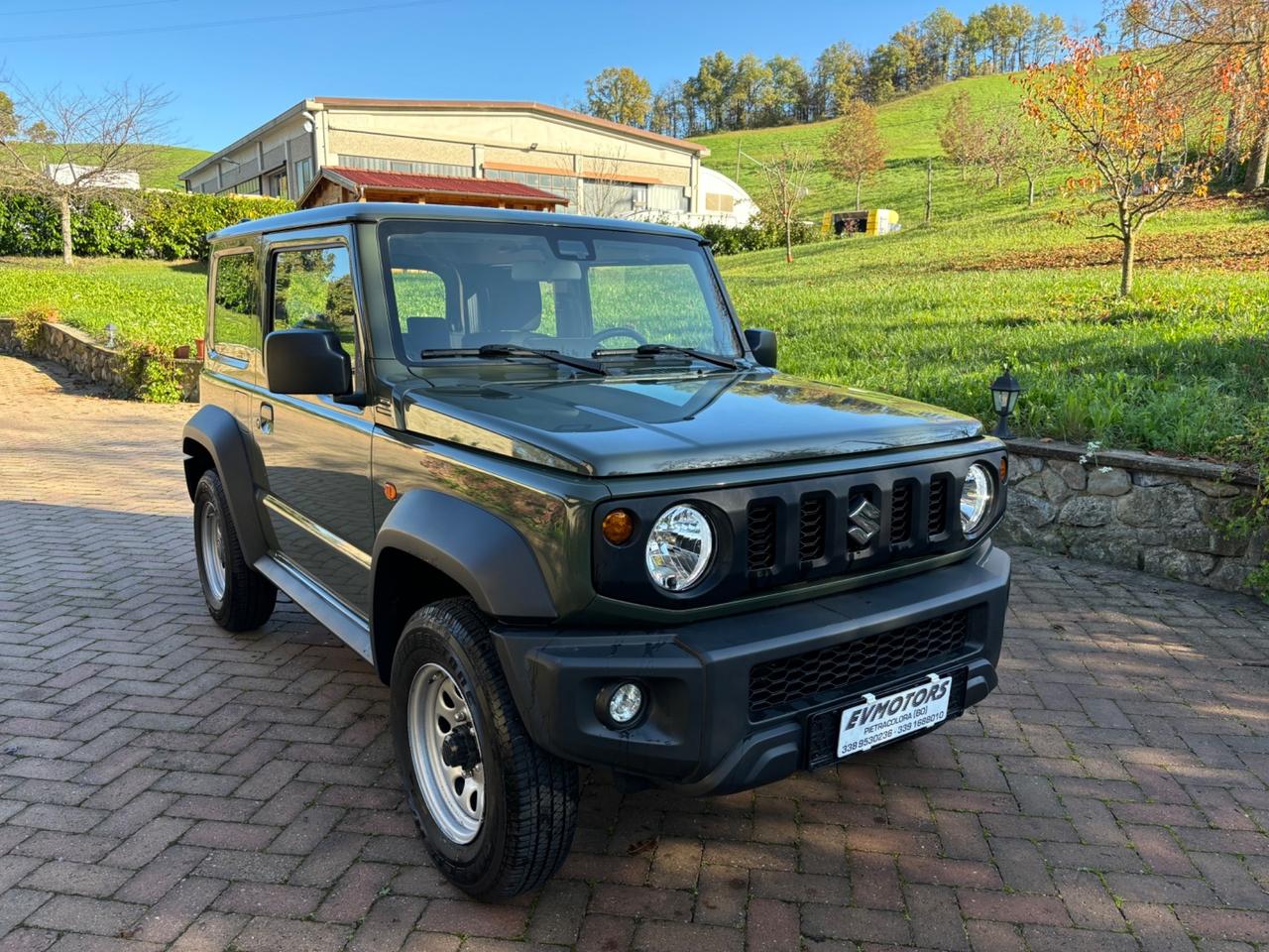 Suzuki Jimny 1.5 5MT Top 4 POSTI - 11/2018