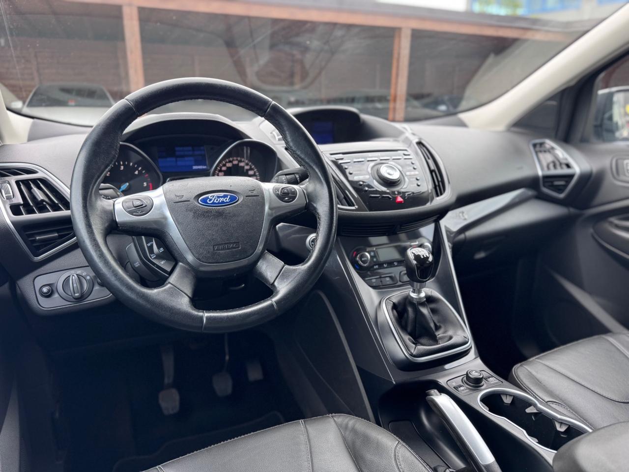 FORD Kuga 2.0 TDCI 140 CV 4WD Titanium