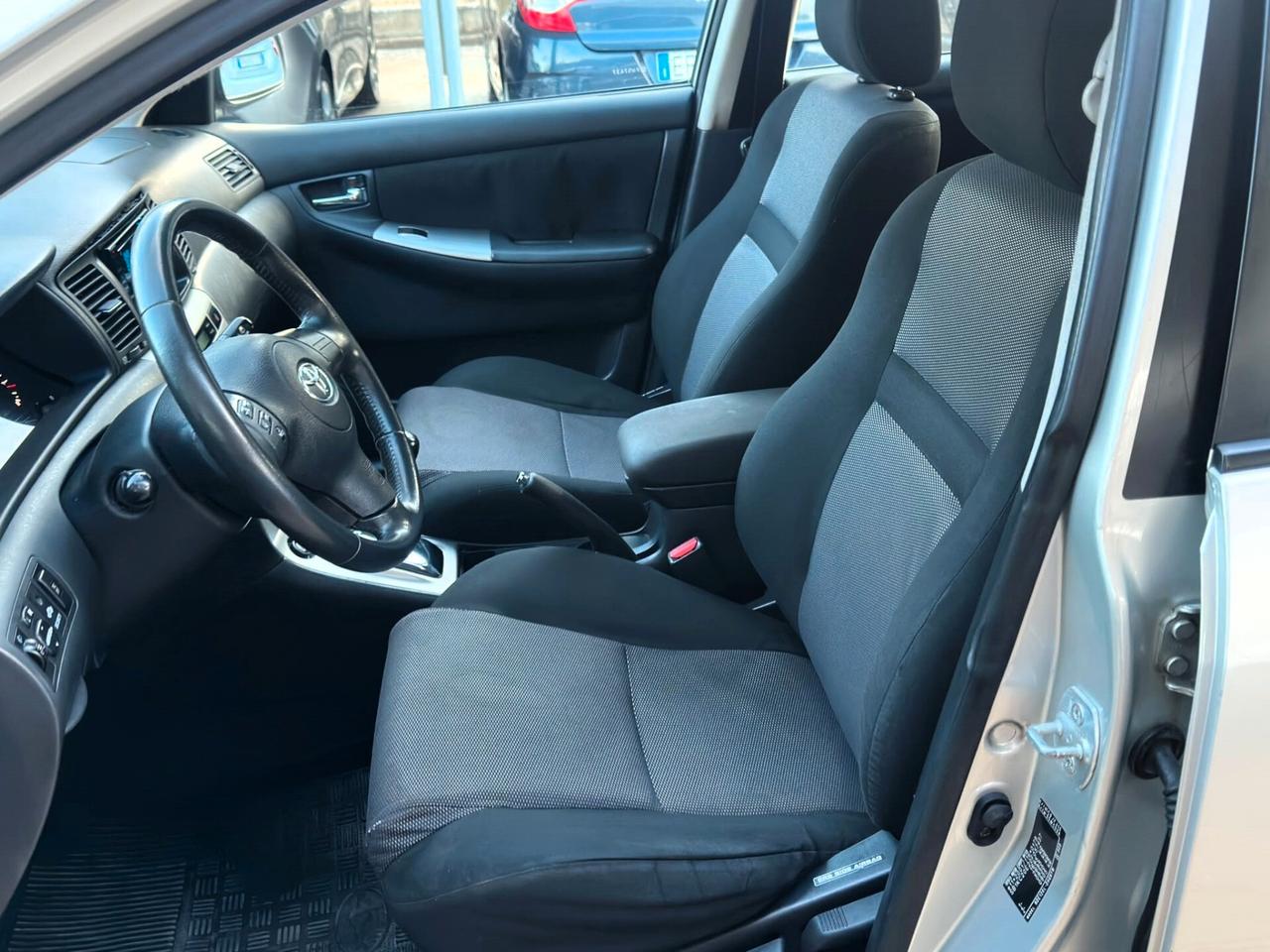 Toyota Corolla 1.4 D-4D M-MT 5 porte ESP