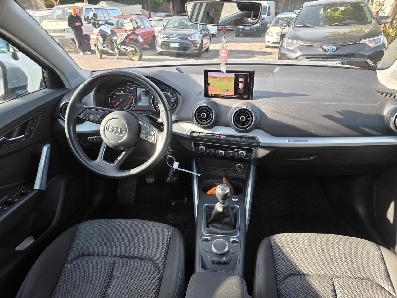 Audi Q2 30 TFSI Identity Black