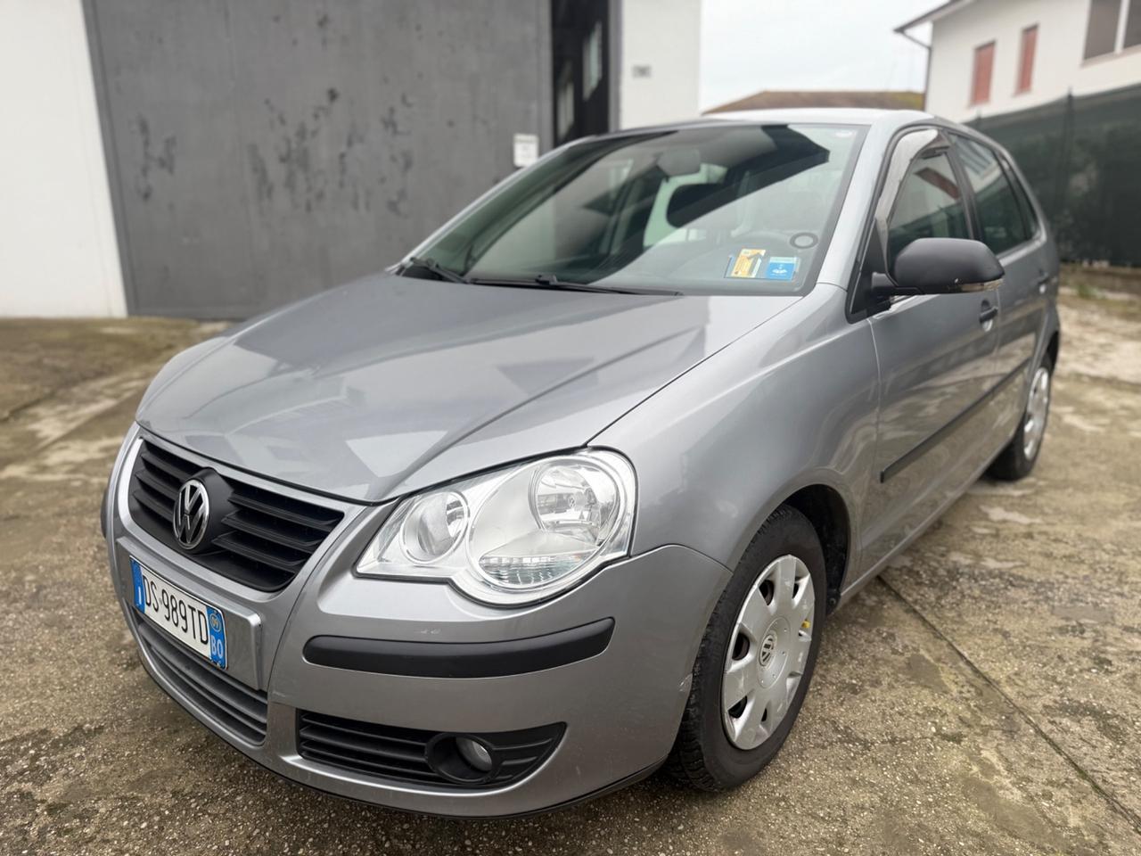 Volkswagen Polo 1.4 5P. 2009 POCHI KM NEOPATENTATI