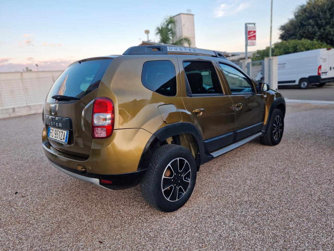 Dacia Duster 1.5 dCi 110CV Start&Stop 4x2 Serie Lim. Black Shadow