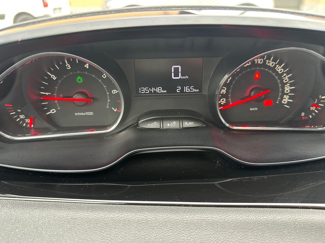 Peugeot 208 PureTech 82 5 porte Active