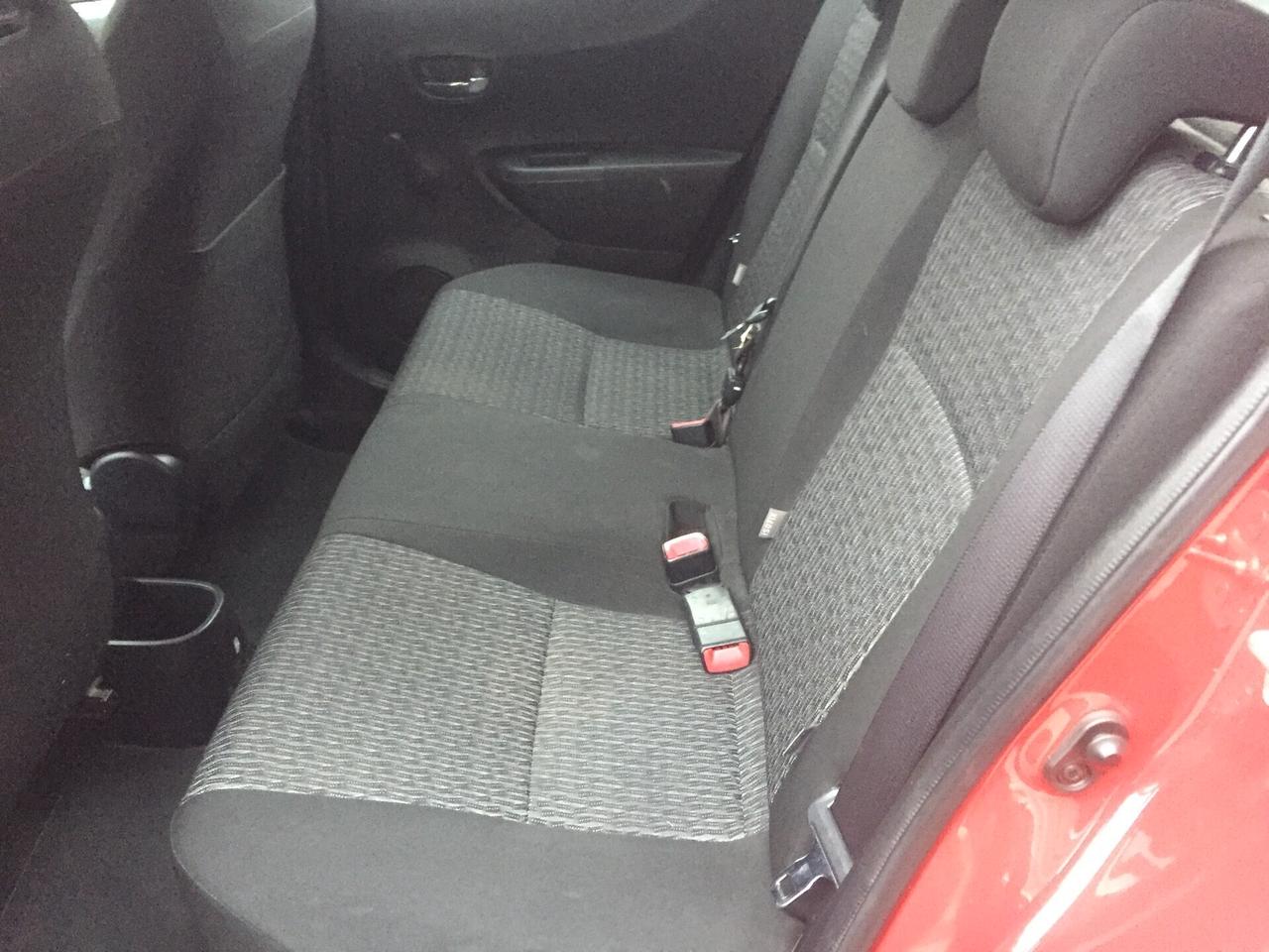 Toyota Yaris 1.0 5 porte Lounge