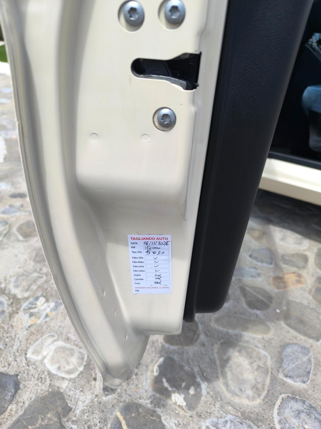 Lancia Ypsilon 1.2 perfetta full optional