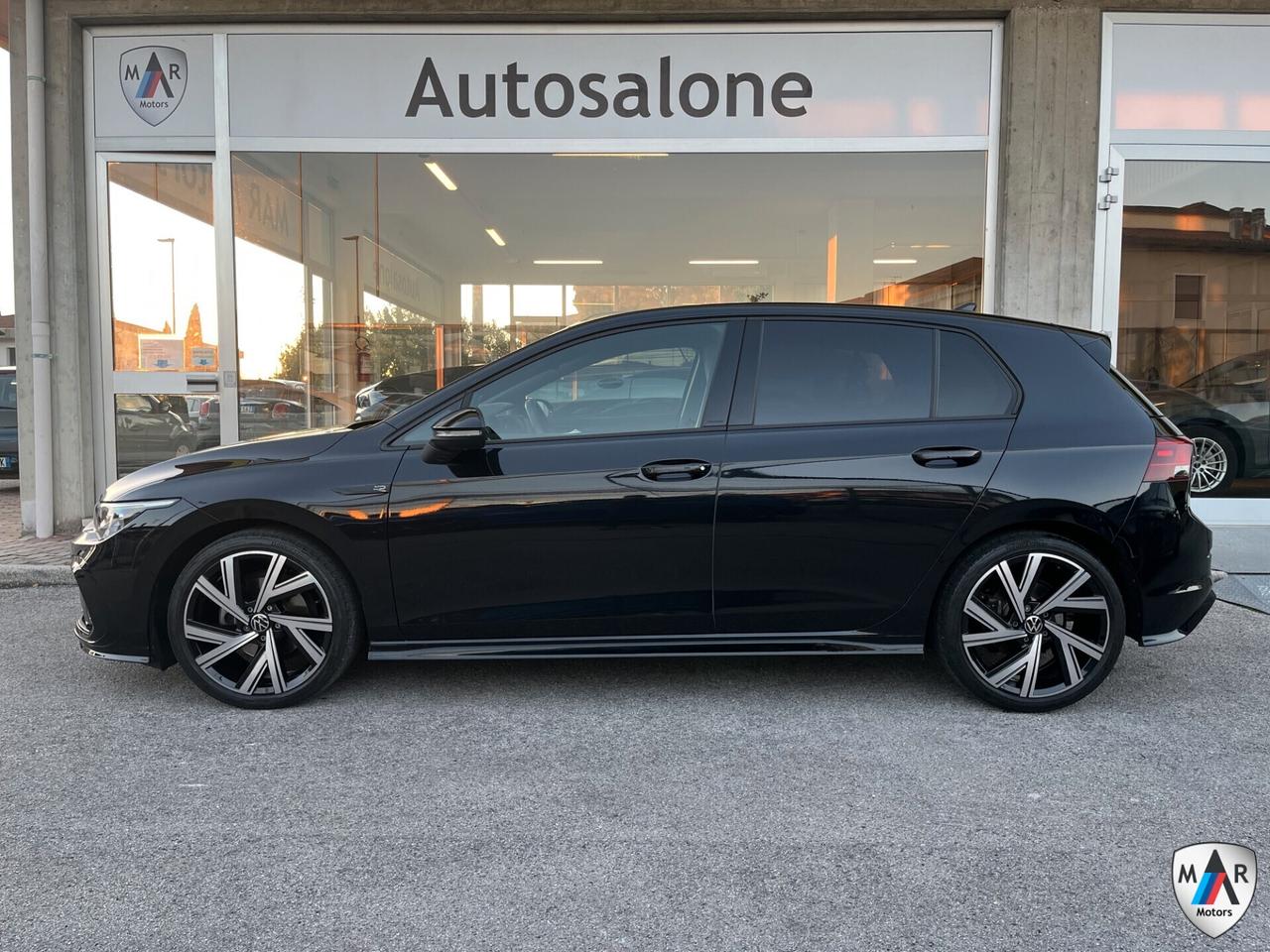 Volkswagen Golf 1.5 eTSI 150 CV EVO DSG R-Line