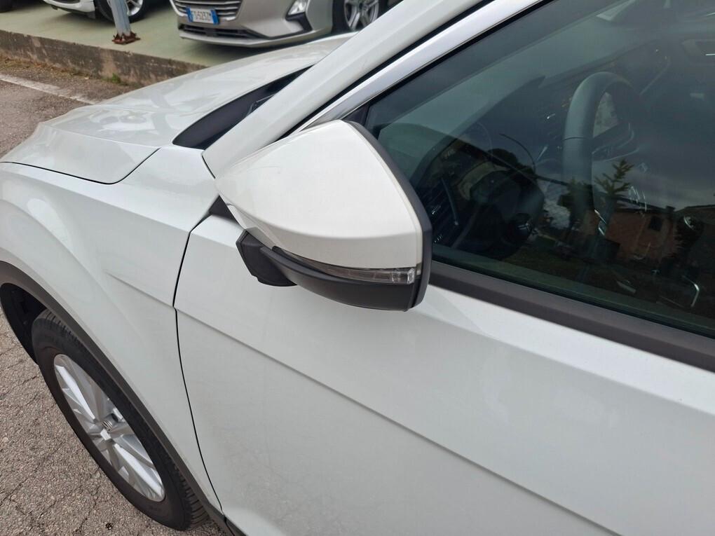 Volkswagen T-Roc 1.6 TDI 115cv - 2019