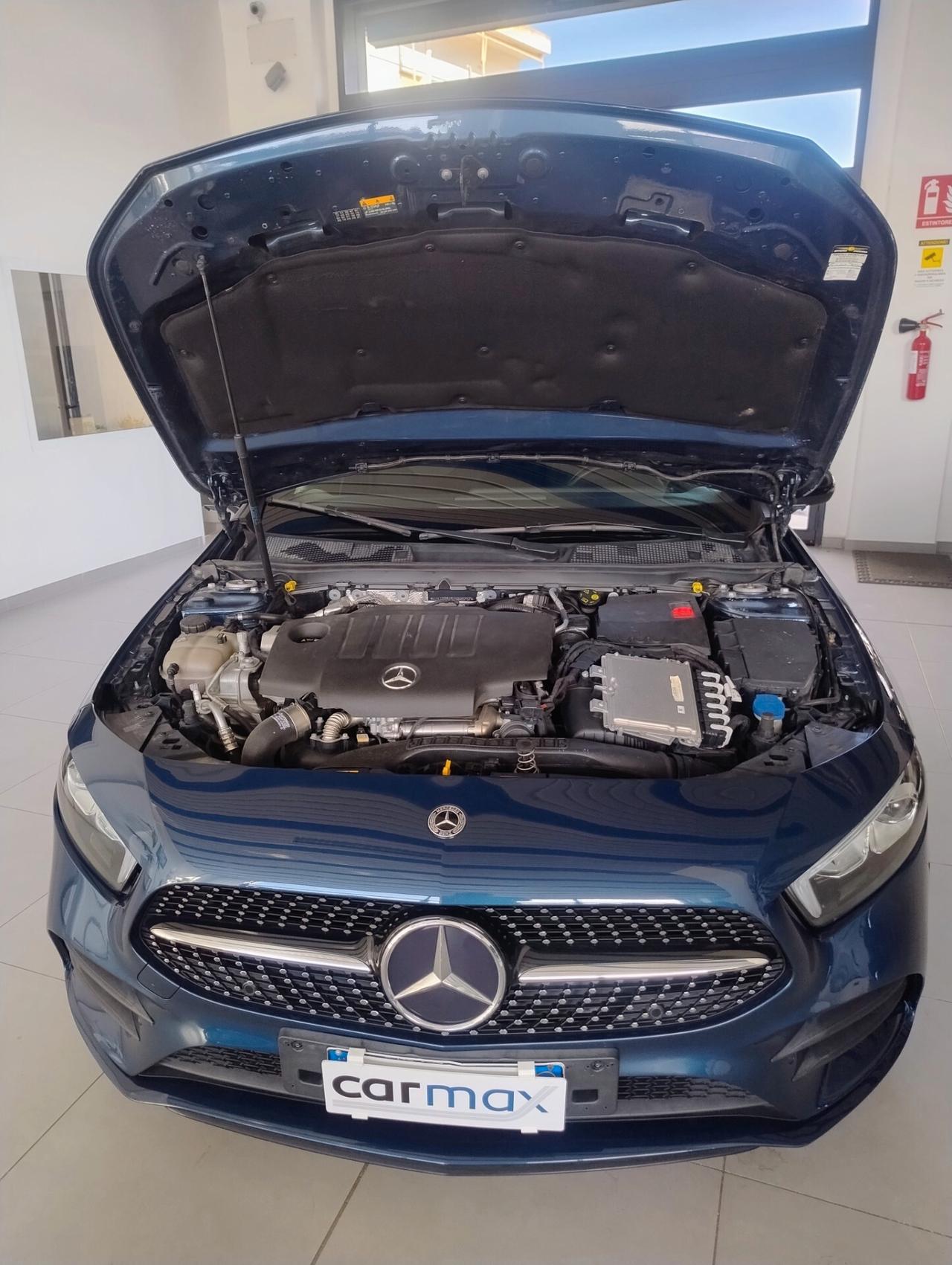 Mercedes-benz A 180 d Automatic Premium Amg-Line