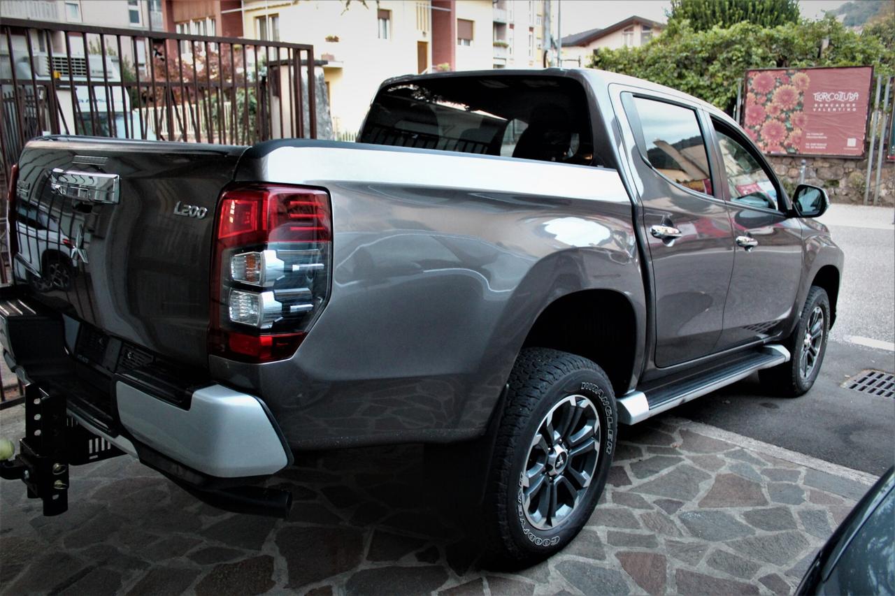 Mitsubishi L200 2.3 D Double Cab 4x4 Gancio