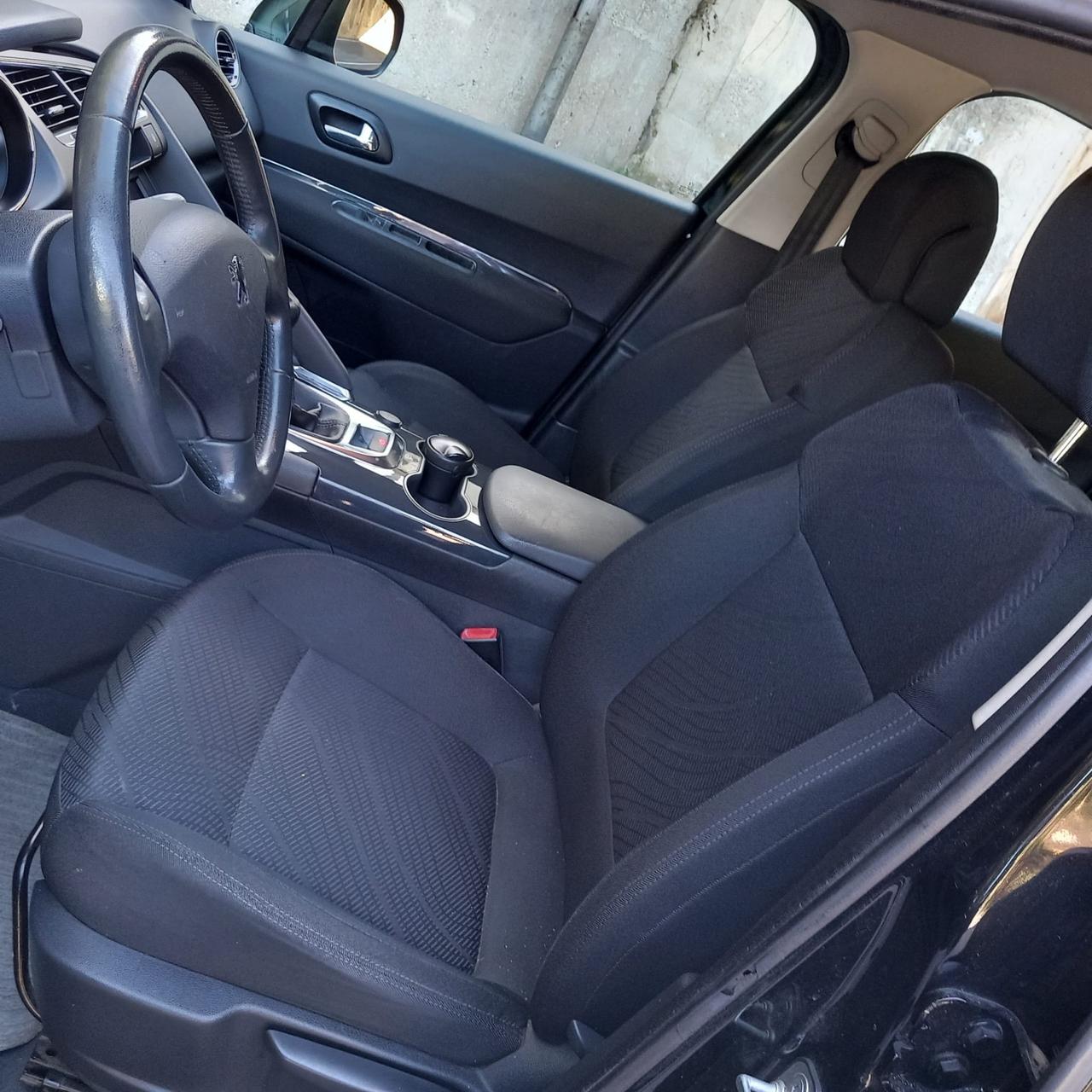 Peugeot 3008 1.6 HDi 110CV Tecno