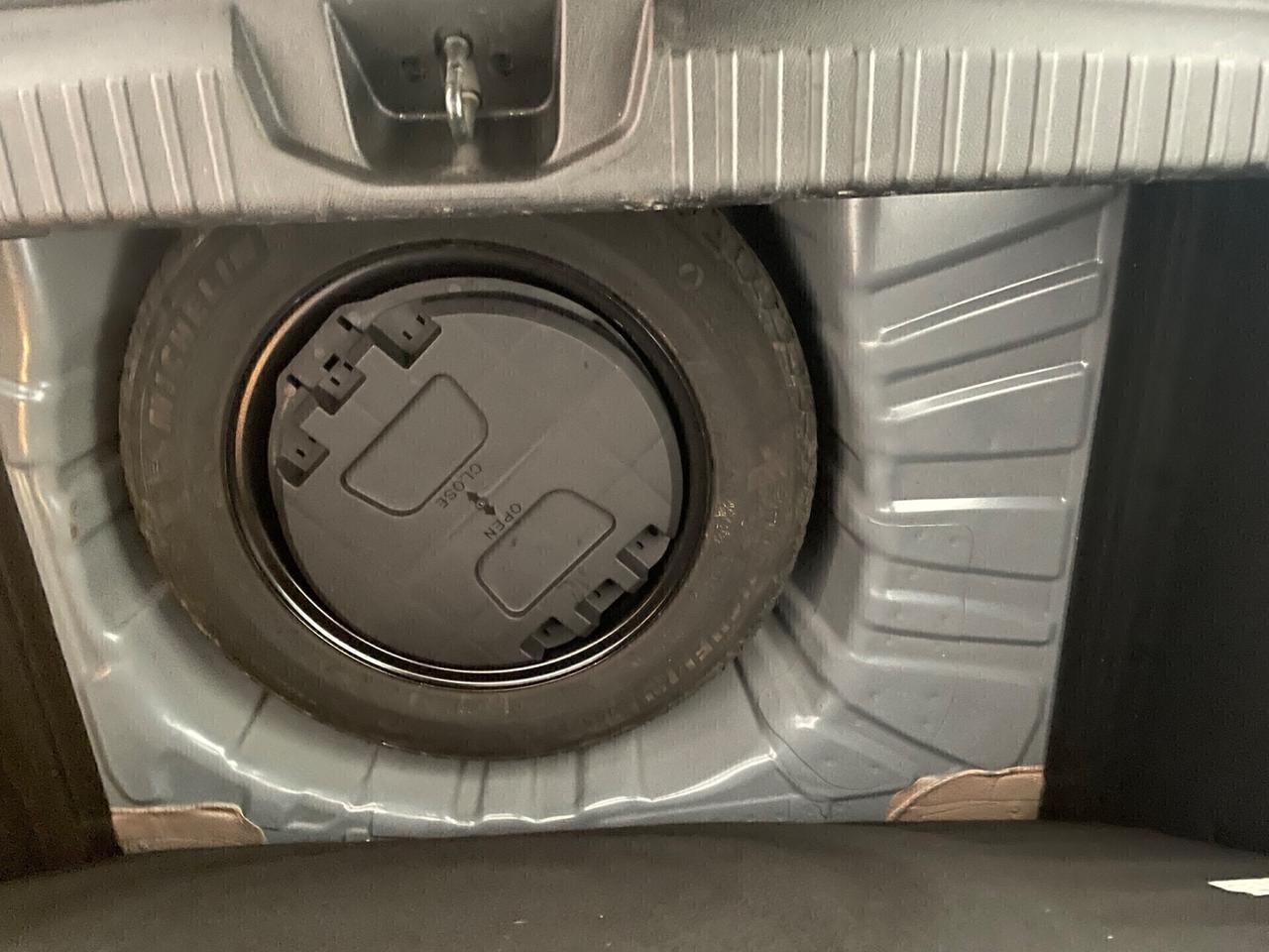 Renault Clio TCe 12V 100 CV 5 porte Intens