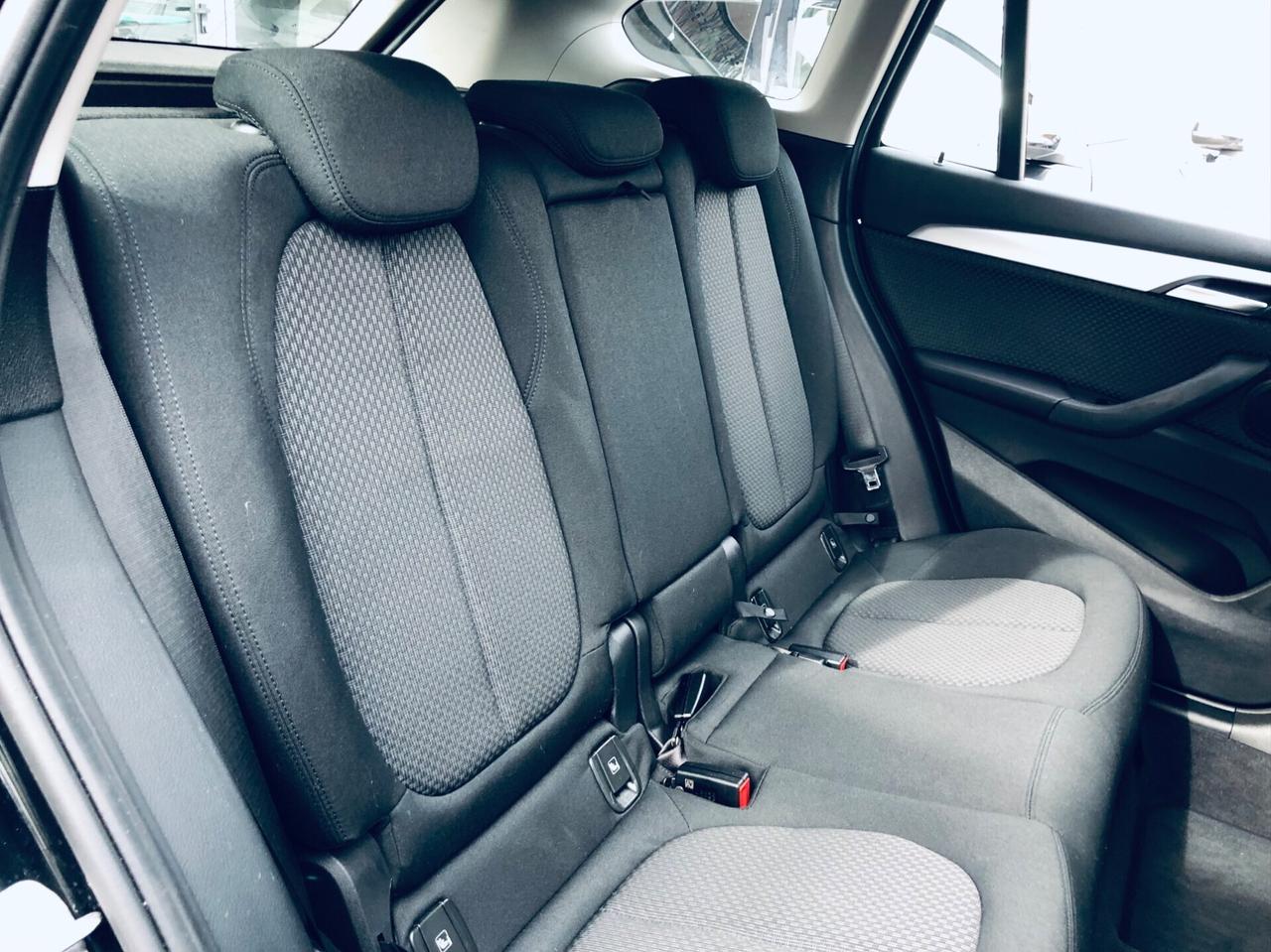 Bmw X1 sDrive16d BUSINESS -AUTOMATICA