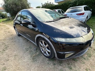 Honda Civic 2.2 i-CTDi 5p. Executive i-P DPF 2006..