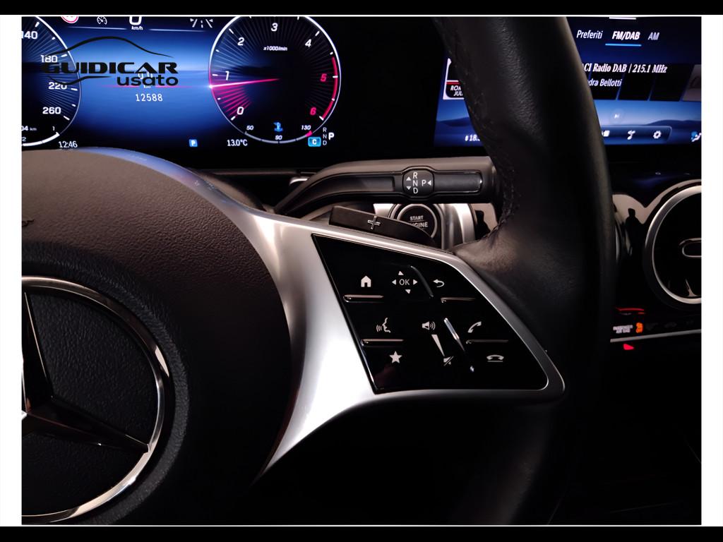 Mercedes-Benz GLB - X247 2023 - GLB 180 d Progressive Advanced auto