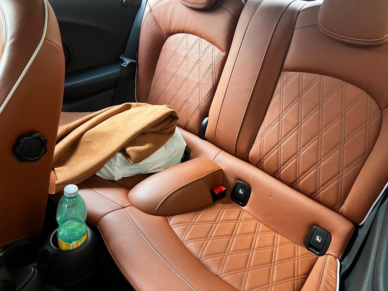 Mini 1.5 Cooper Resolute edition uff ITA