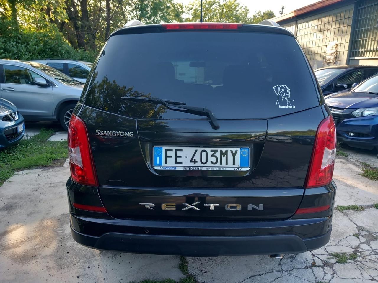 Ssangyong Rexton W 2.2 Diesel 4WD M/T Plus