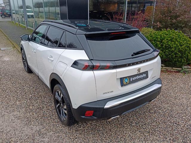 PEUGEOT 2008 PureTech GT Line