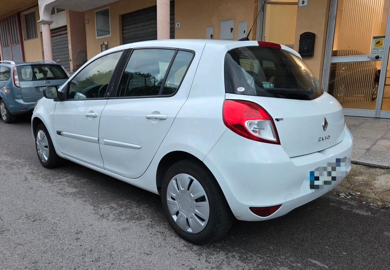 Renault Clio 1.2 16V NEOPATENTATI!!!!!