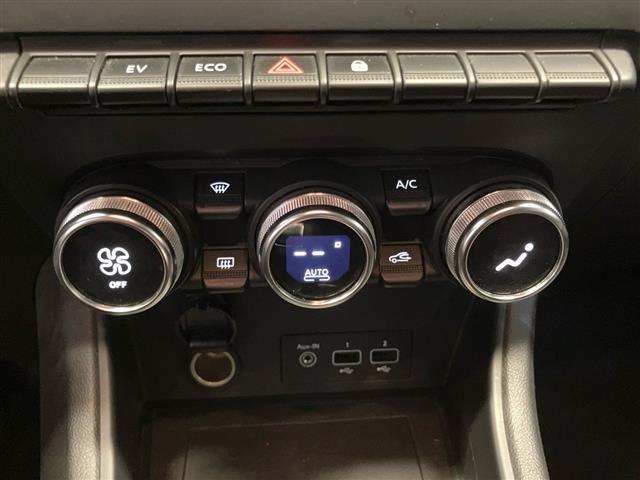 RENAULT Captur 1.6 E Tech hybrid Zen 145cv auto