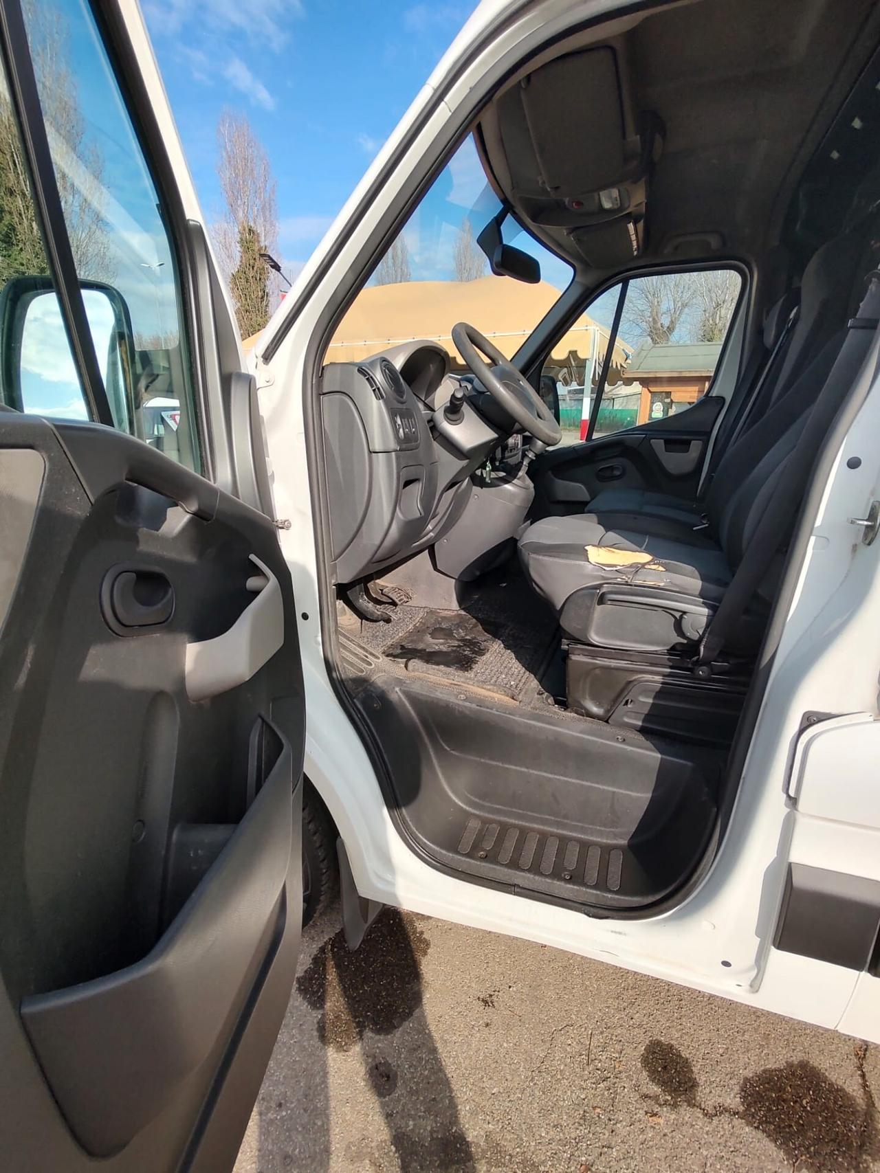 Renault Master T35 2.3 dCi/130 L1H2 Furgone Twin Turbo, OK NEOPATENTATI