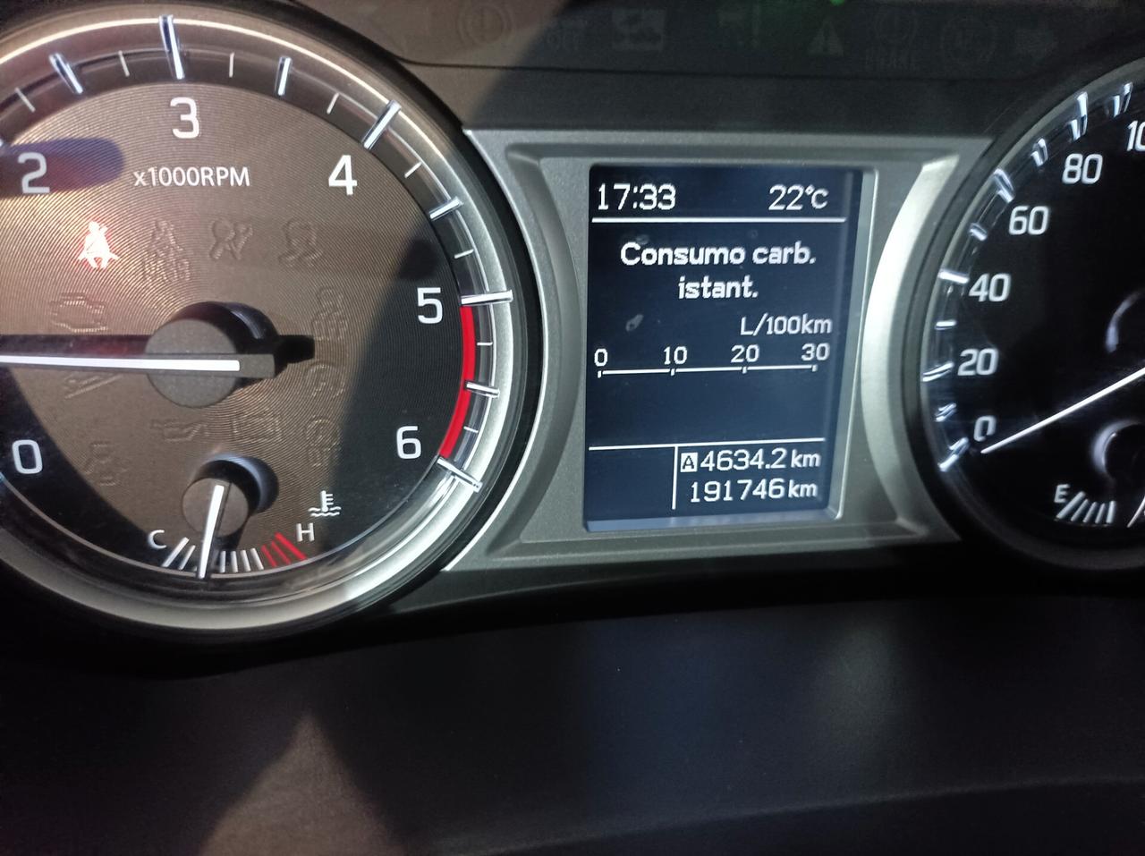 Suzuki Vitara 1.6 DDiS V-Top-2016-Distr OK 4X2