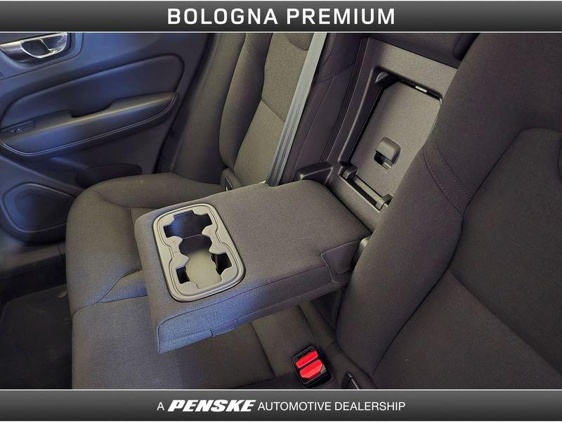 Volvo XC60 XC60 B4 (d) Geartronic Momentum Pro N1 - AUTOCARRO