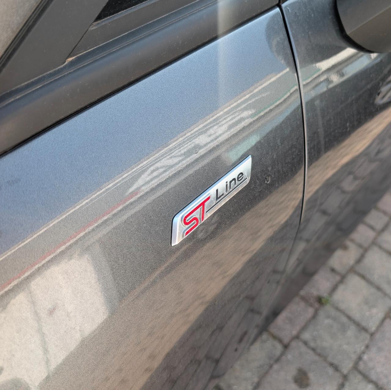 Ford Fiesta 1.0 Ecoboost Hybrid 125 CV 5 porte ST-Line