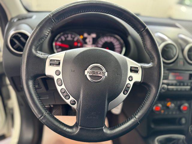 NISSAN Qashqai 1.6 dCi DPF Tekna 4x4