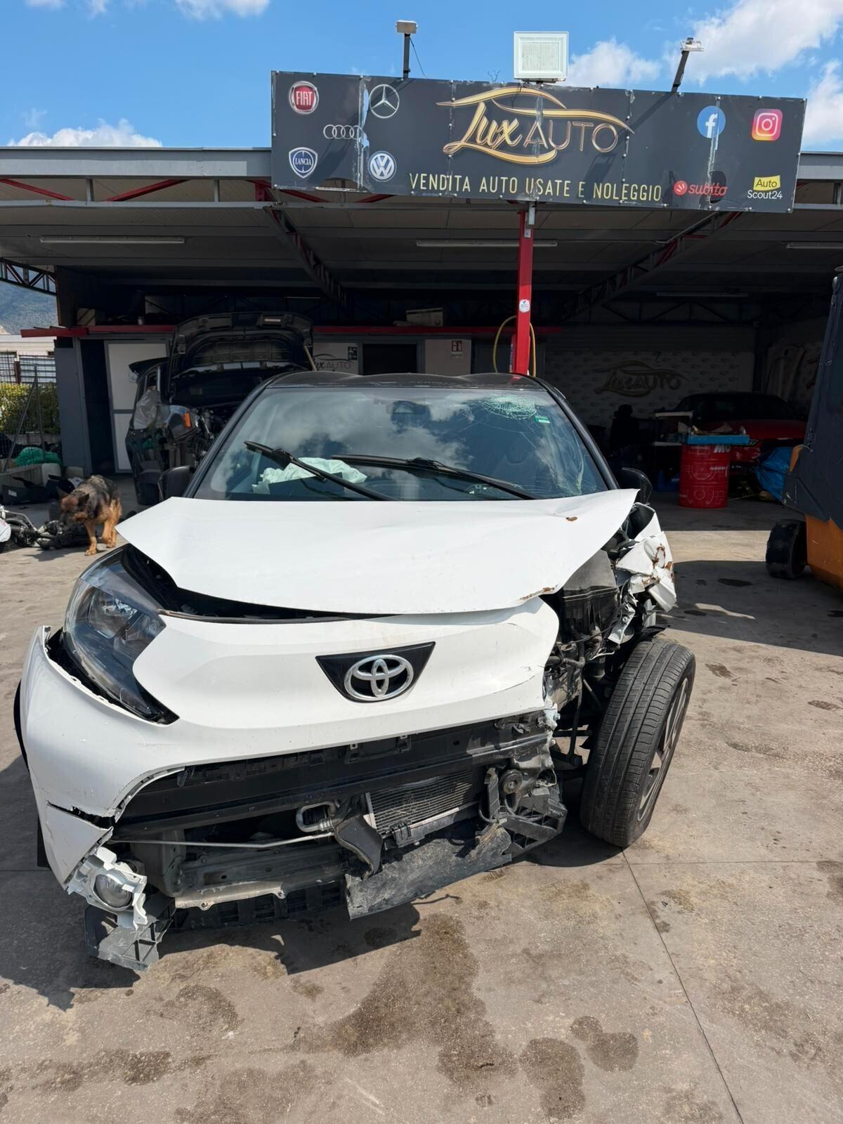 Toyota Aygo X 1.0 sinistrato - 2024