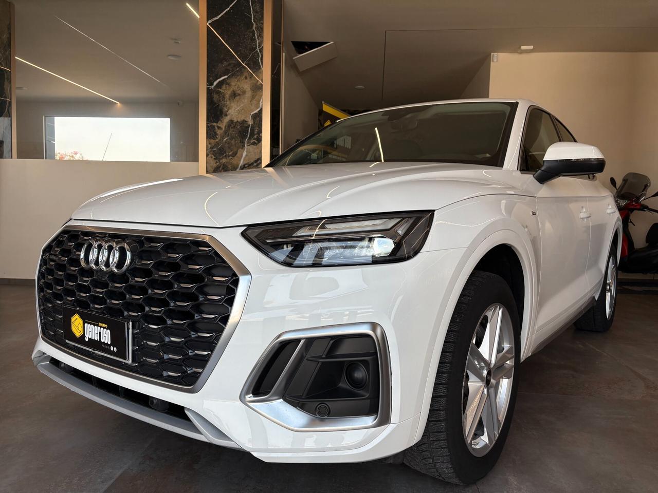Audi Q5 SPORTBACK SPB 40 TDI quattro S line plus