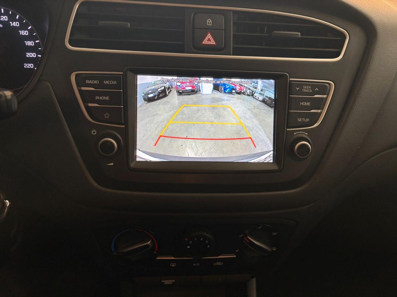 Hyundai i20 1.2 GPL - UNIPRO