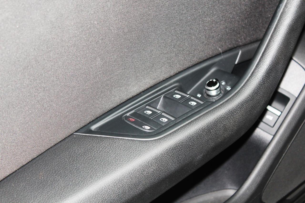 Audi A4 Avant 40 TDI quattro S tronic Sport
