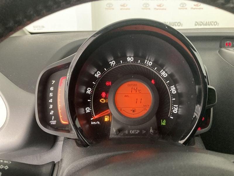 Toyota Aygo Connect 1.0 VVT-i 72 CV 5 porte x-play