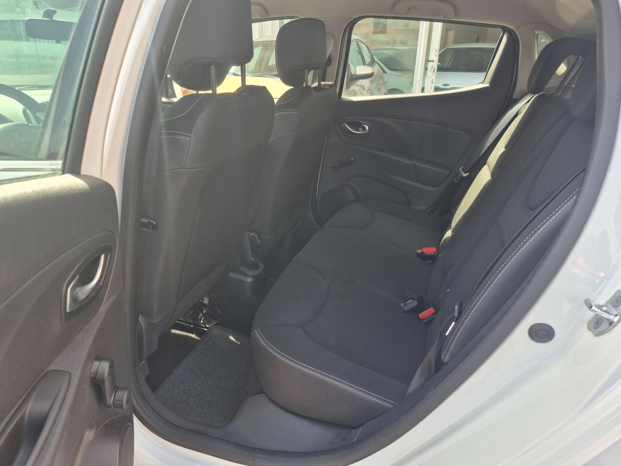 Renault Clio dCi 8V 75 CV Start&Stop 5 porte Energy Duel