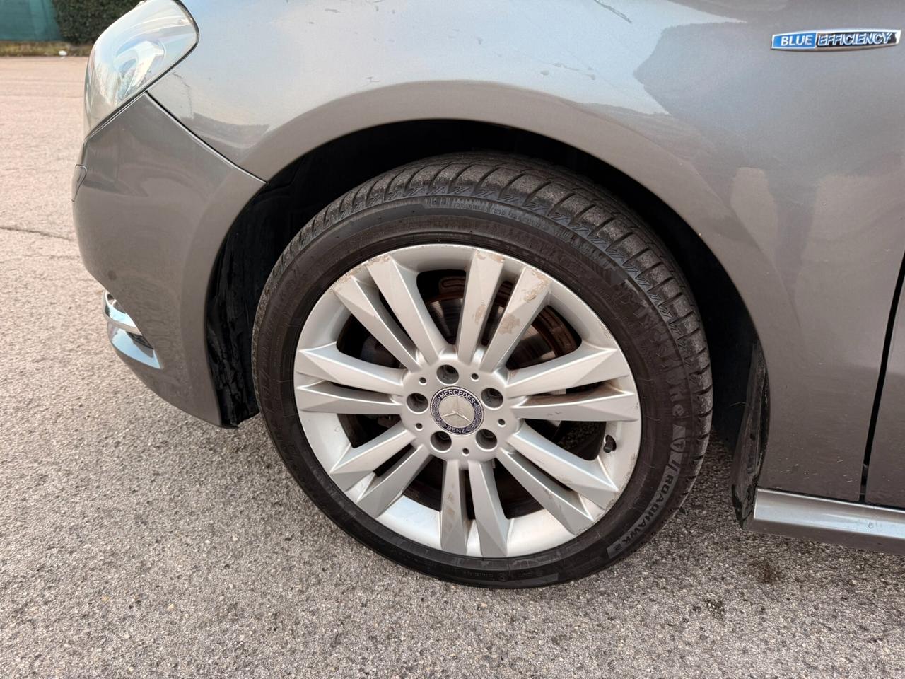 Mercedes Classe B GARANZIA DI 12 MESI